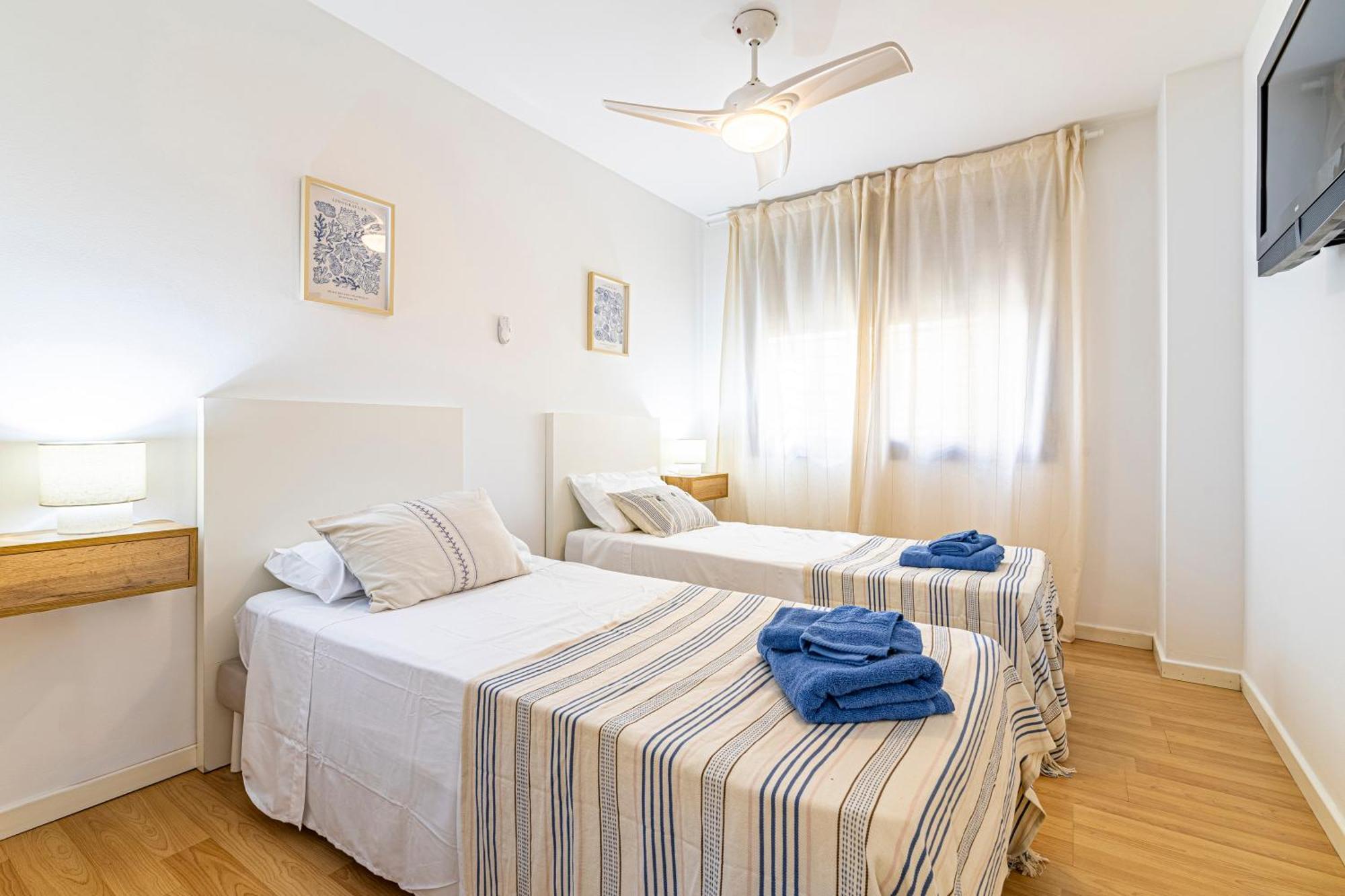 Solis Mare Apartments - Pedregalejo Beach Málaga Buitenkant foto