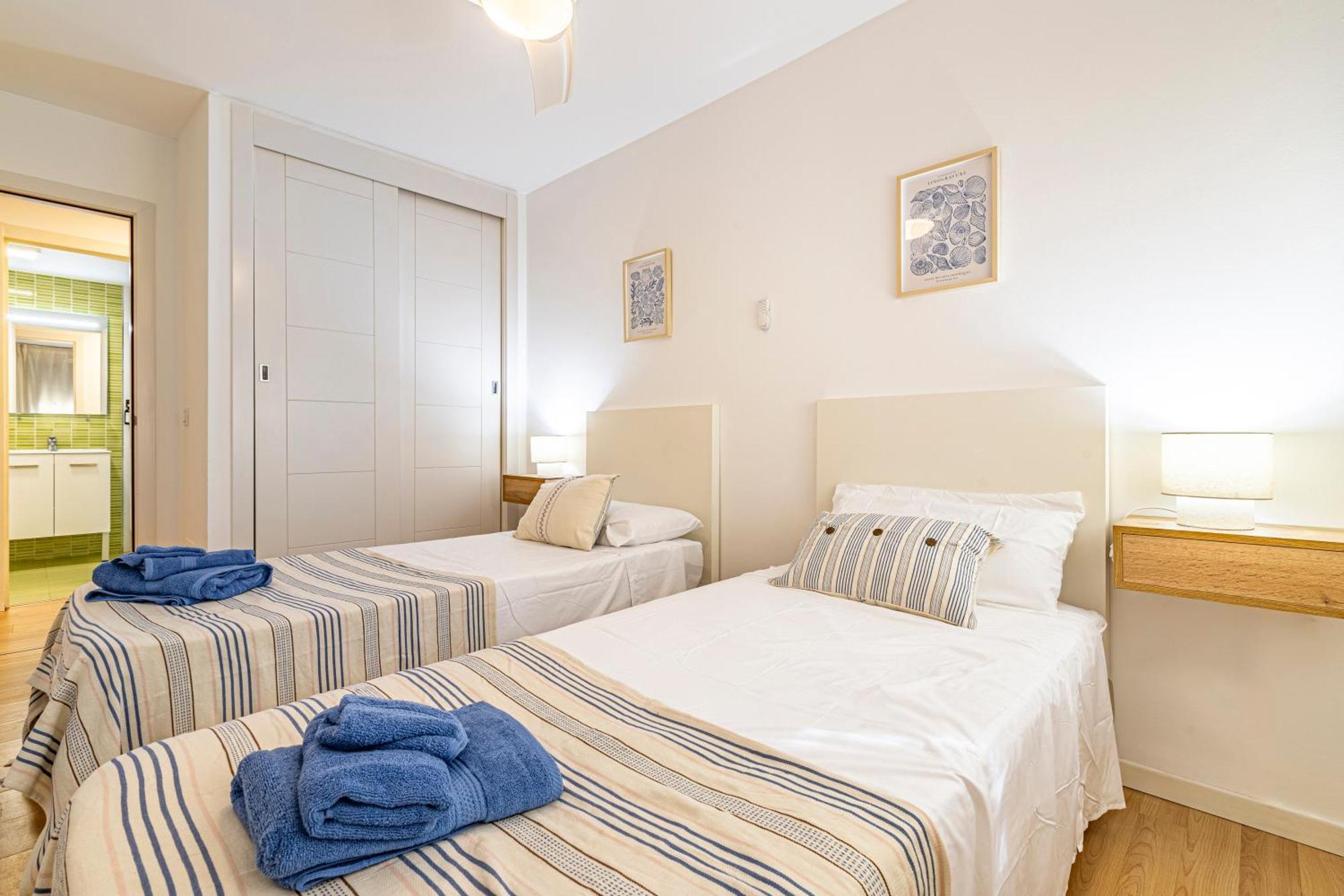 Solis Mare Apartments - Pedregalejo Beach Málaga Buitenkant foto